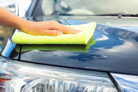 5 Ways You Can Use Microfiber Cloths for Car Detailing